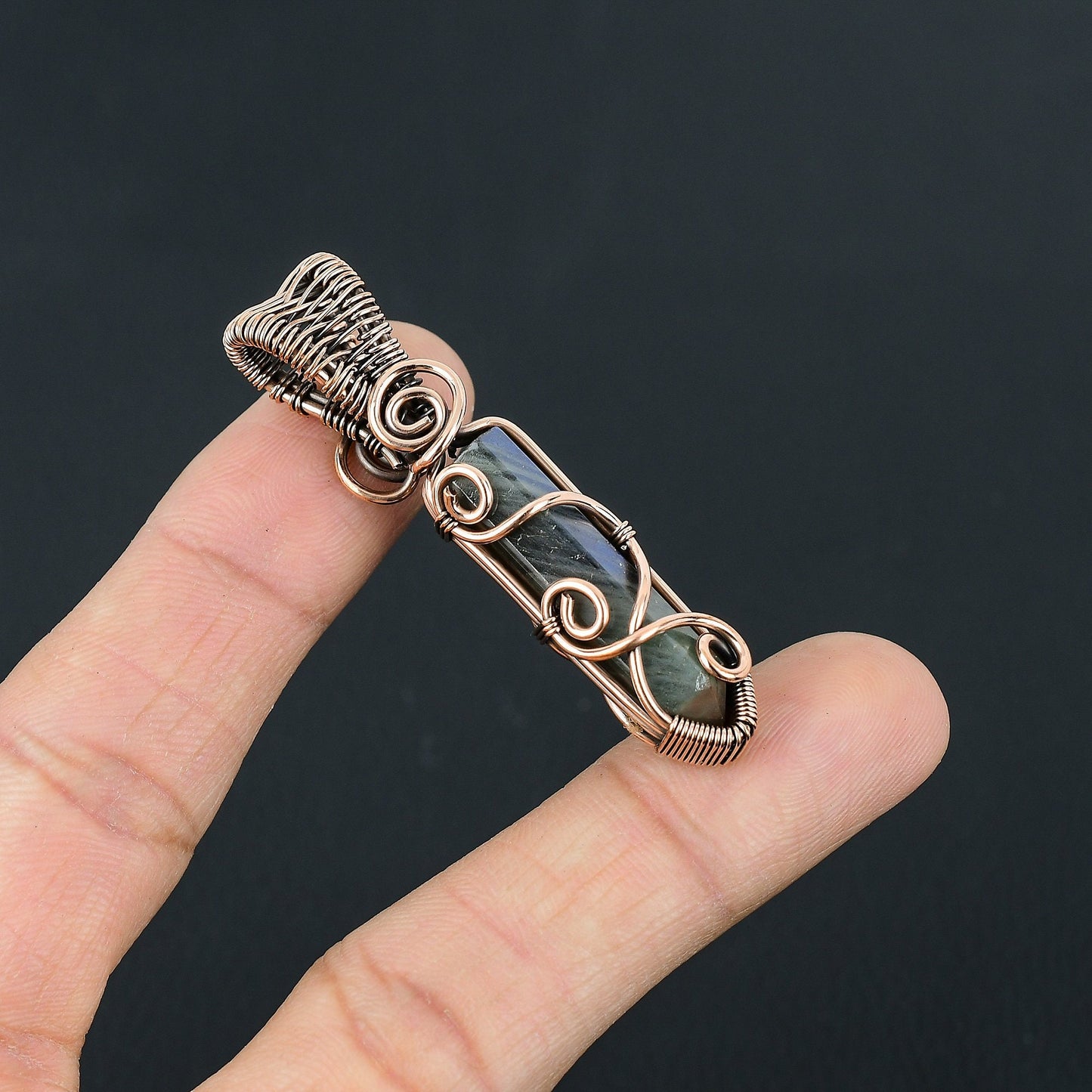 Blue-Green Labradorite Gemstone Pendant