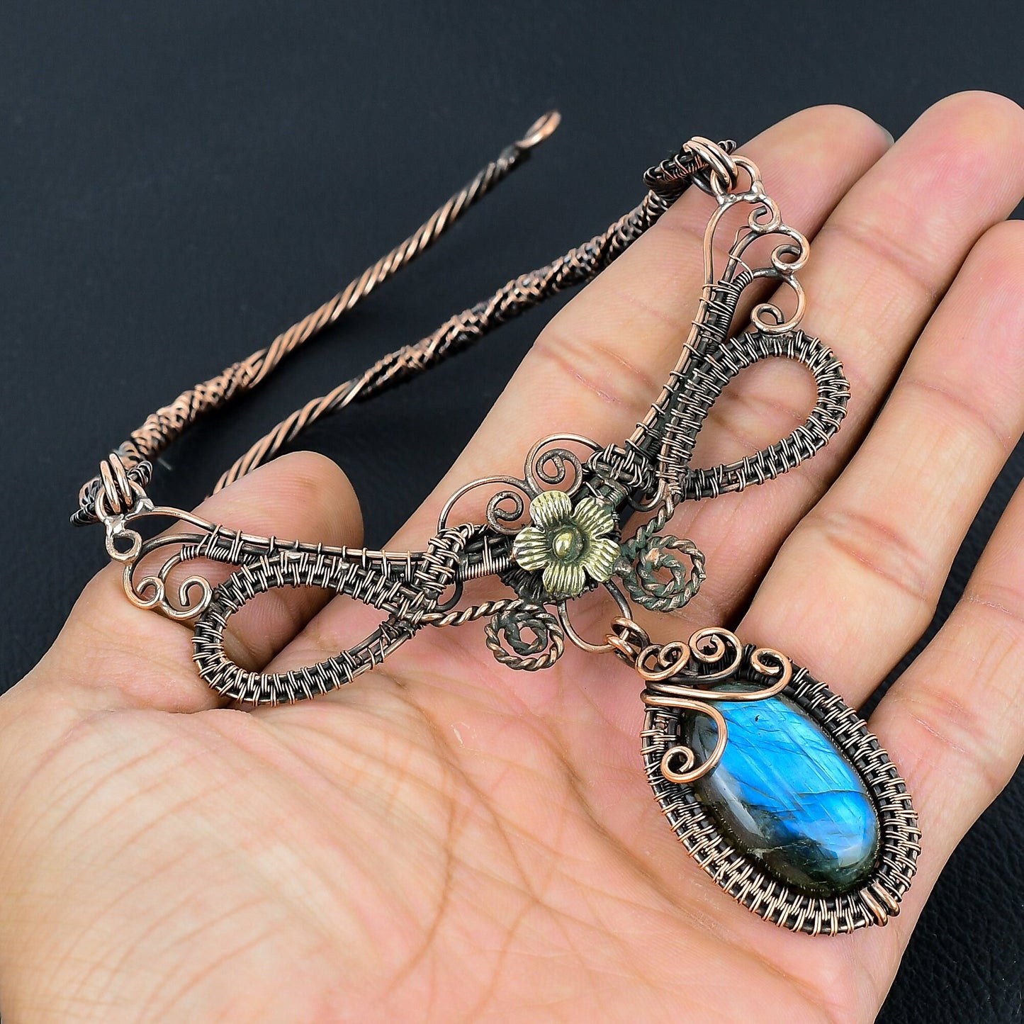 Blue Green Labradorite Gemstone Necklace
