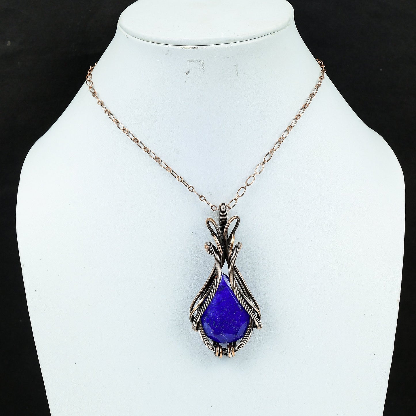 Blue Sapphire Gemstone Pendant