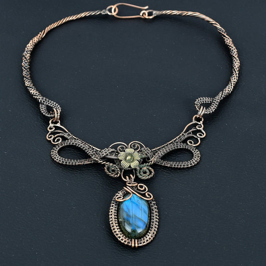 Blue Green Labradorite Gemstone Necklace