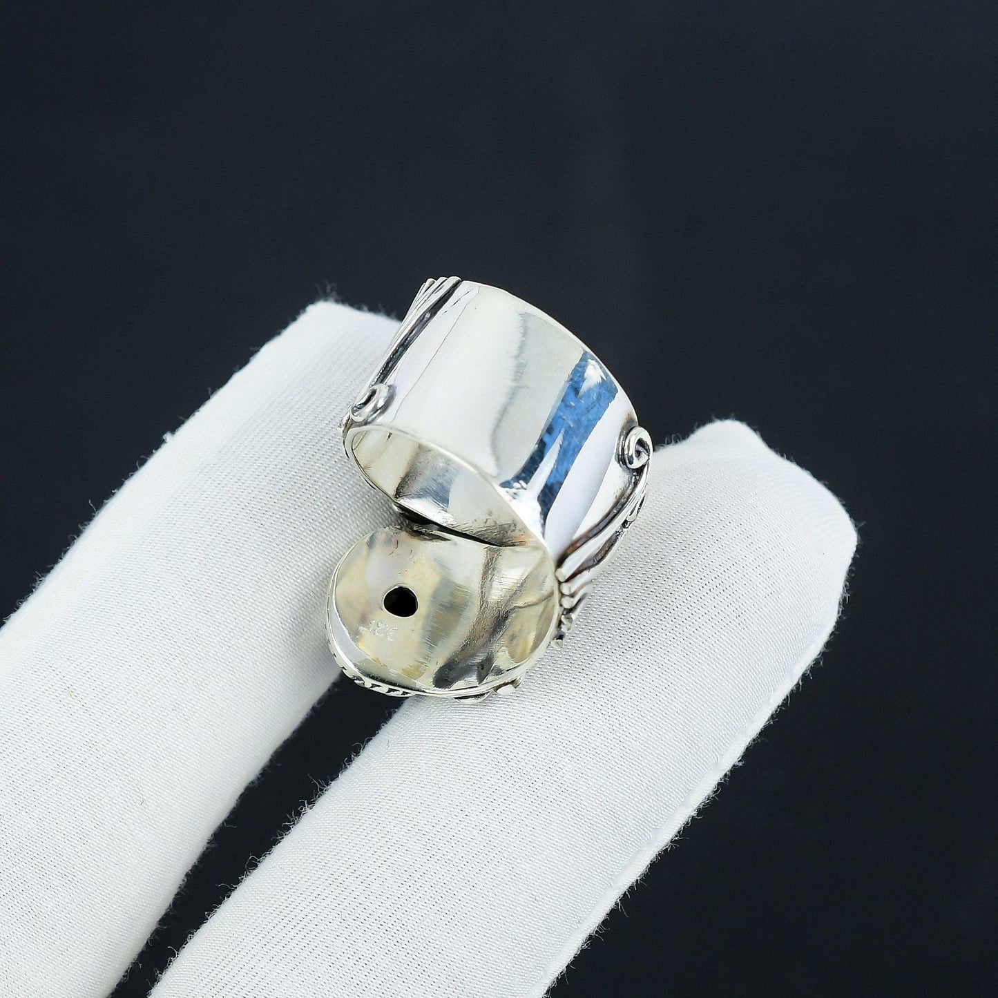 Black Onyx Gemstone Ring