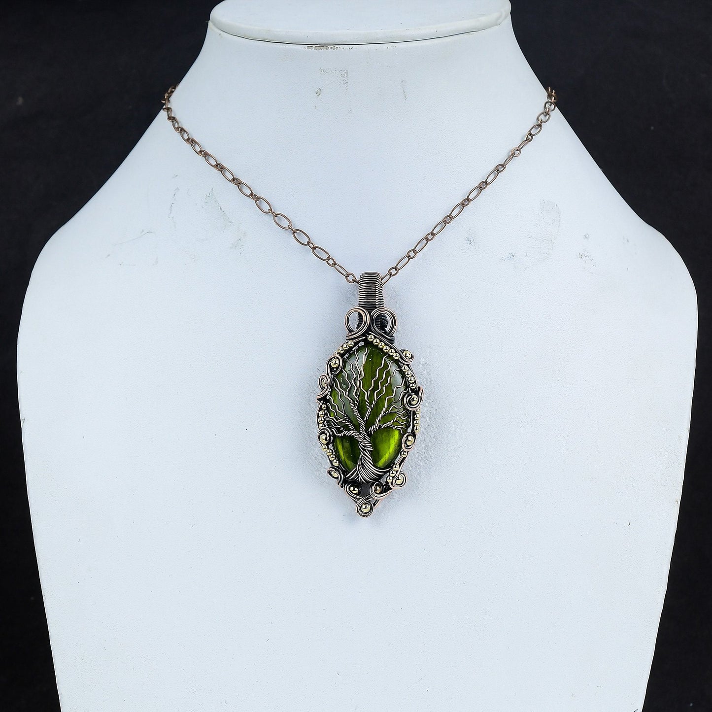 Green Labradorite Gemstone Pendant