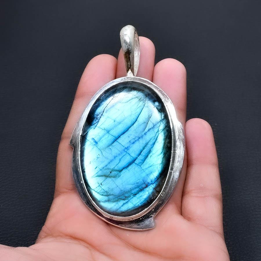 Blue Flash Labradorite Gemstone Pendant