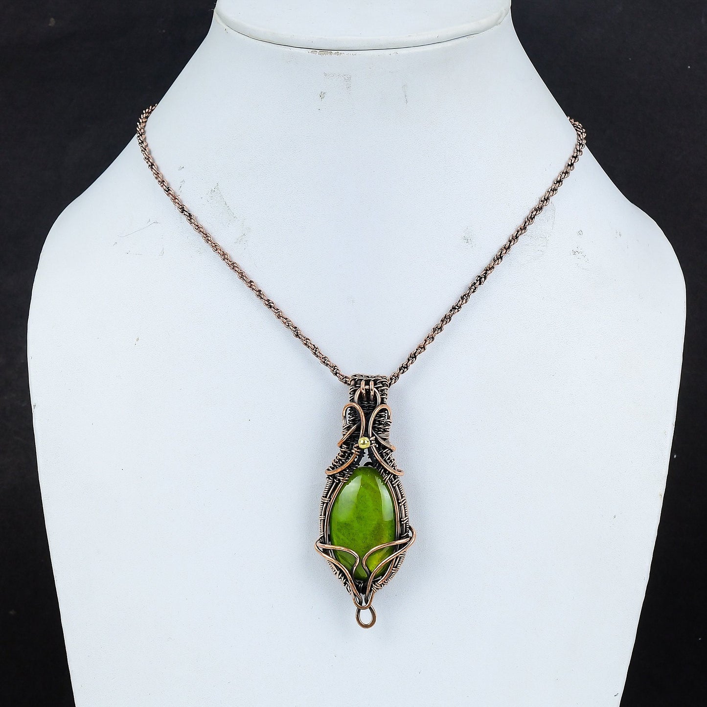 Green Labradorite Gemstone Pendant