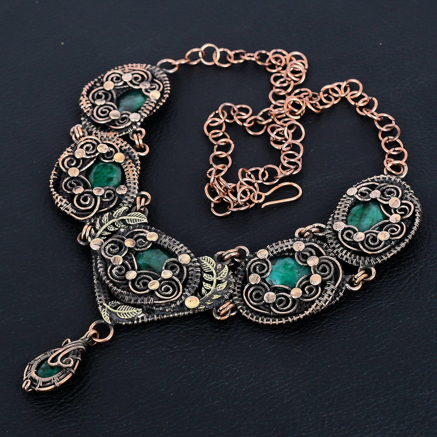Green Emerald Gemstone Necklace