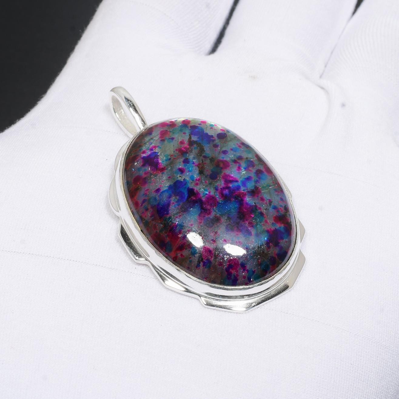 Colorful Multi-Fire Labradorite Silver Pendant