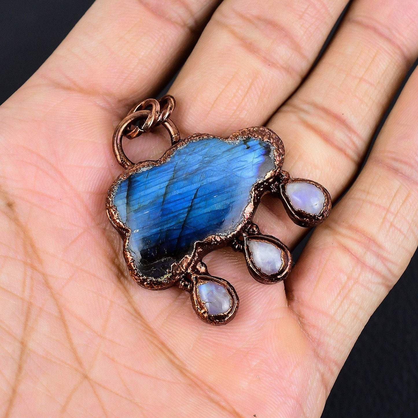 Blue Flash Labradorite Gemstone Pendant