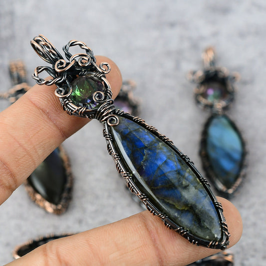 Blue-Green Labradorite Gemstone Pendant