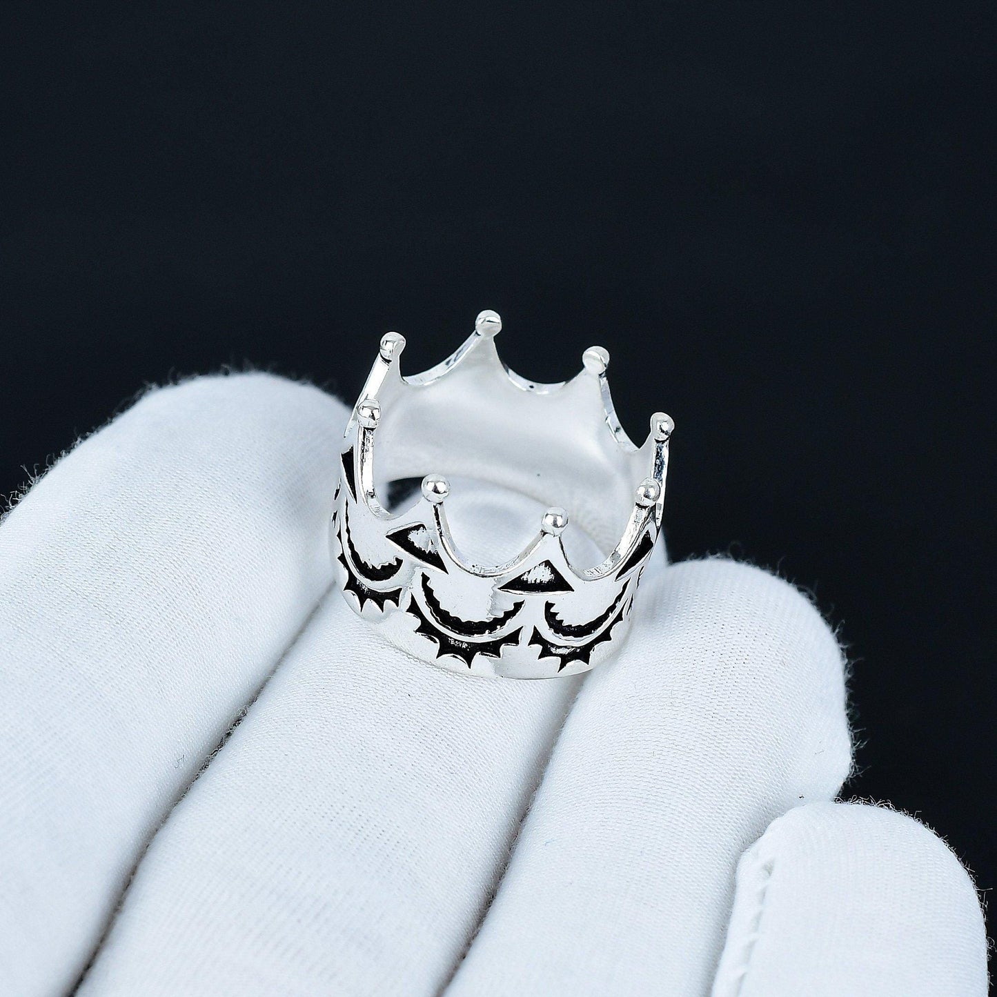 Silver Vintage Crown Gemstone Ring
