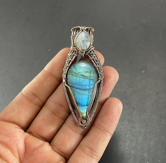 Blue Labradorite Gemstone Pendant