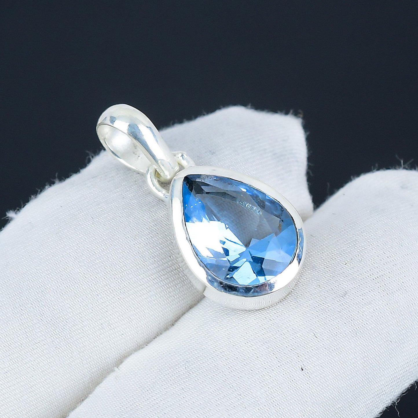 Aquamarine Blue Gemstone Pendant