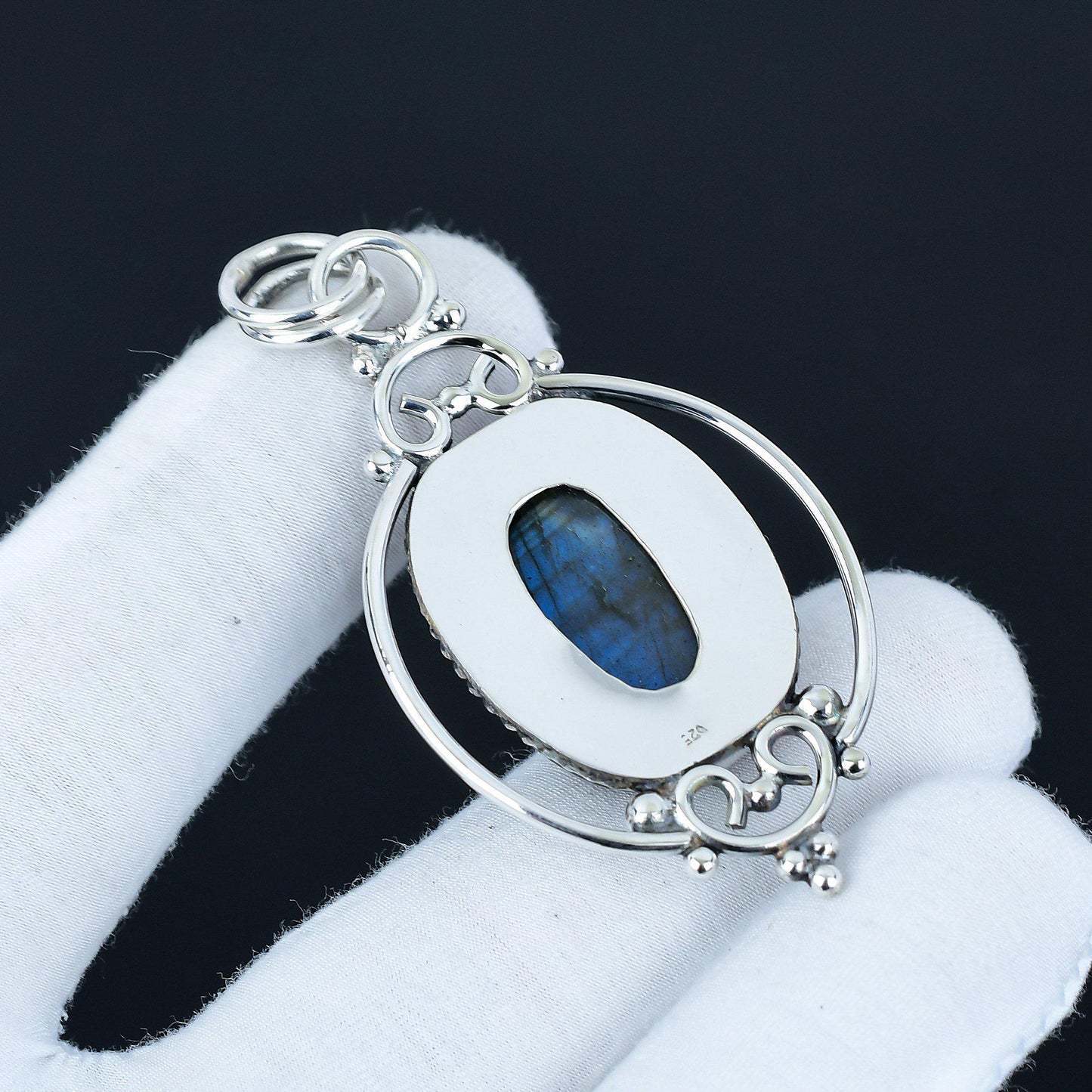 Blue Labradorite Gemstone Pendant