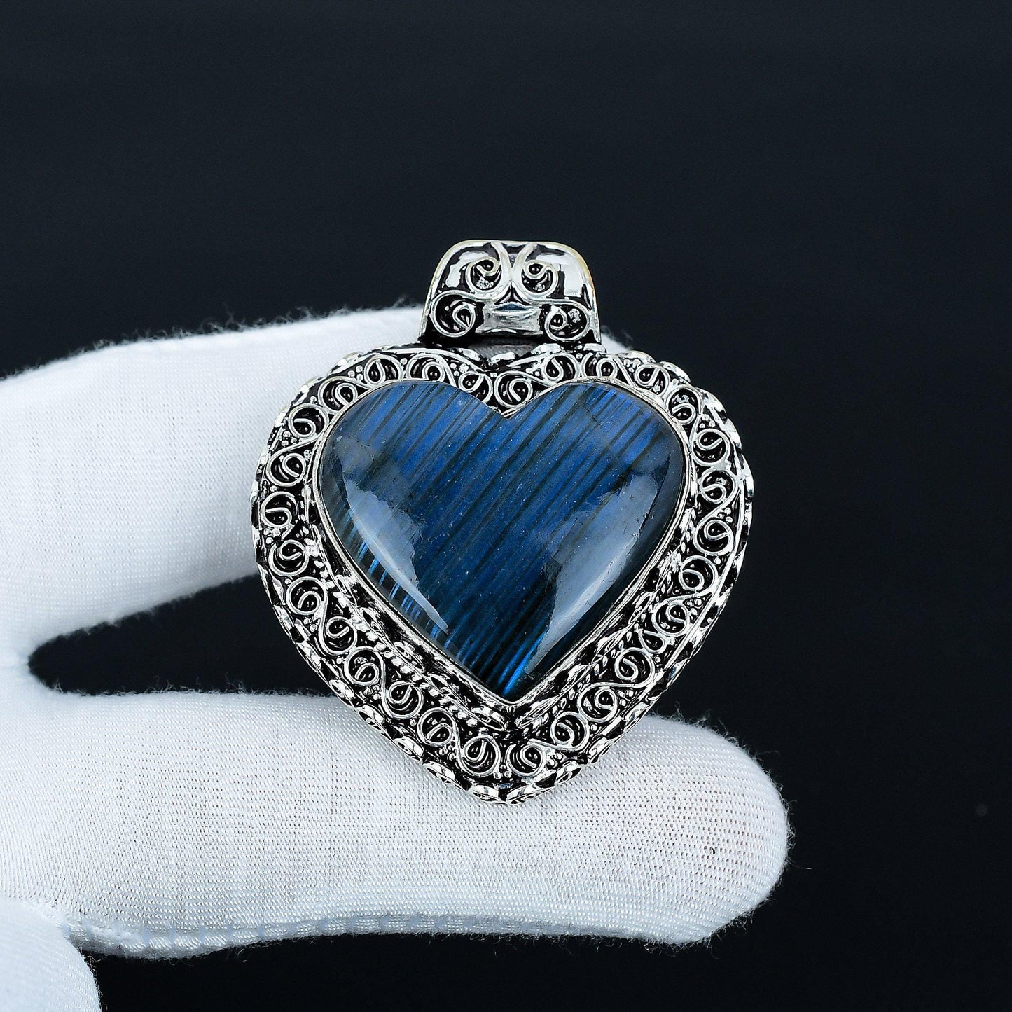Blue Flash Labradorite Heart Pendant