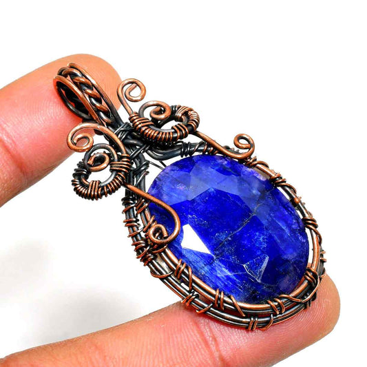 Luna’s Wisdom – Lapis Lazuli Copper Pendant