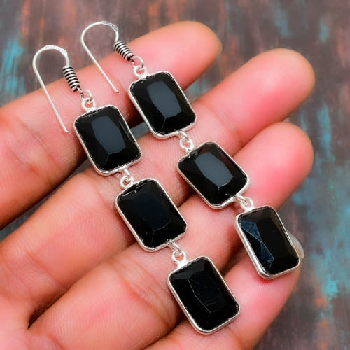 Midnight Guardian – Onyx Sterling Silver Earrings