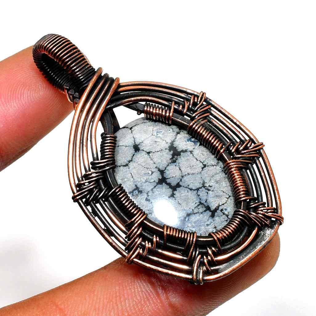 Gaia’s Harmony – Agate & Oxidized Copper Pendant