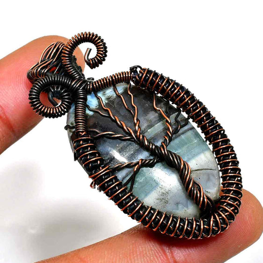 Harvest Grove – Copper-Wrapped Labradorite Pendant