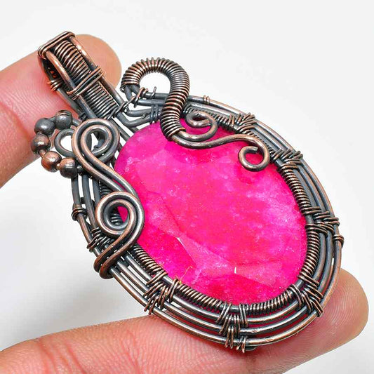 Ruby Radiance – Oxidized Copper Wire Pendant