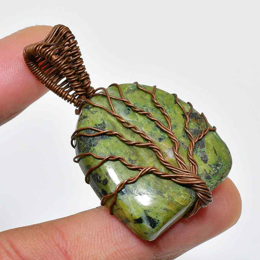 Verdant Whisper – Copper-Wrapped Green Stone Pendant
