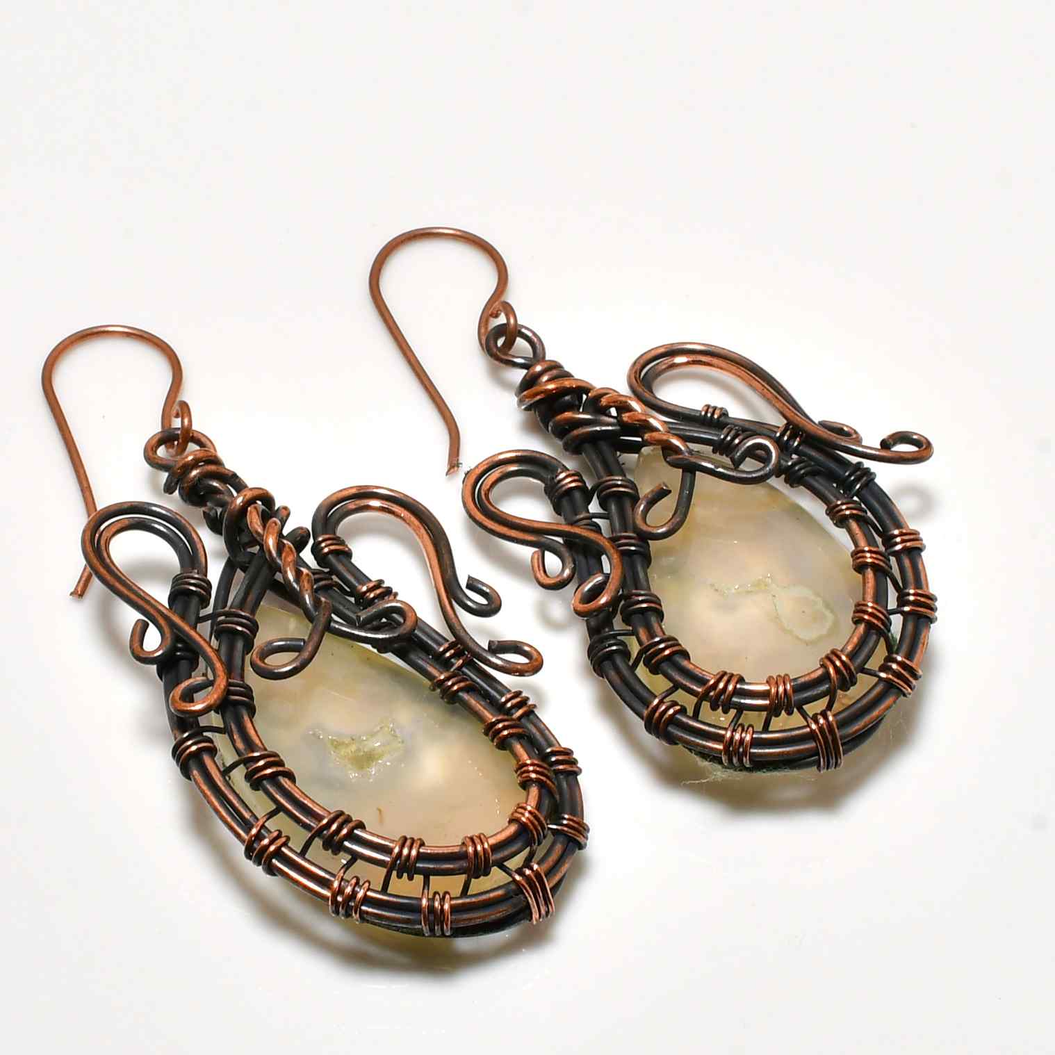 Aurora’s Radiance – Copper Wire Gemstone Earrings