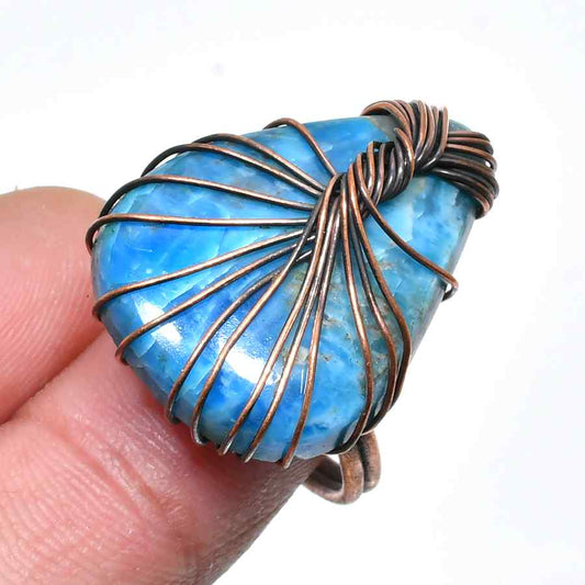 Azure Whisper – Copper-Wrapped Blue Stone Pendant
