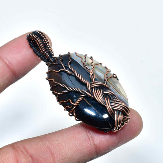 Gaia’s Embrace – Agate Copper Tree of Life Pendant