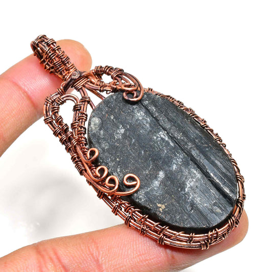 Aegis Noir – Black Tourmaline Copper Pendant