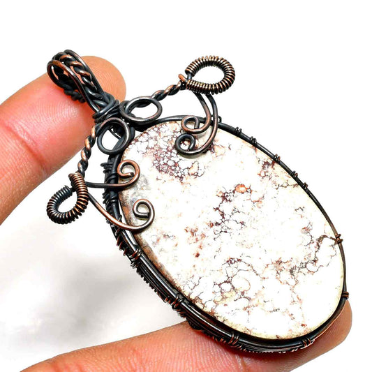 Gaia’s Embrace – Twisted Copper Stone Pendant