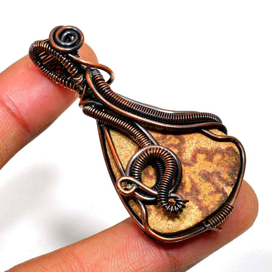 Earth’s Whisper – Agate Copper Pendant