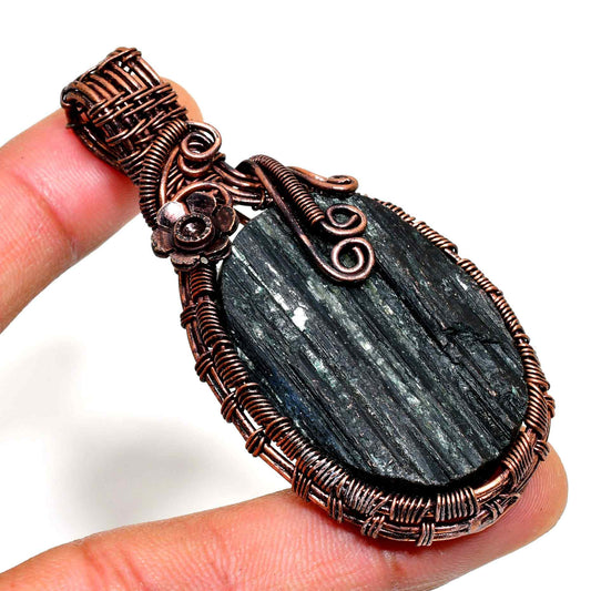 Midnight Talisman – Black Tourmaline Copper Pendant