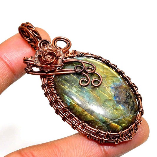 Aurora’s Embrace – Labradorite Copper Talisman
