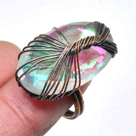 Aurora’s Glow – Copper-Wrapped Crystal Ring
