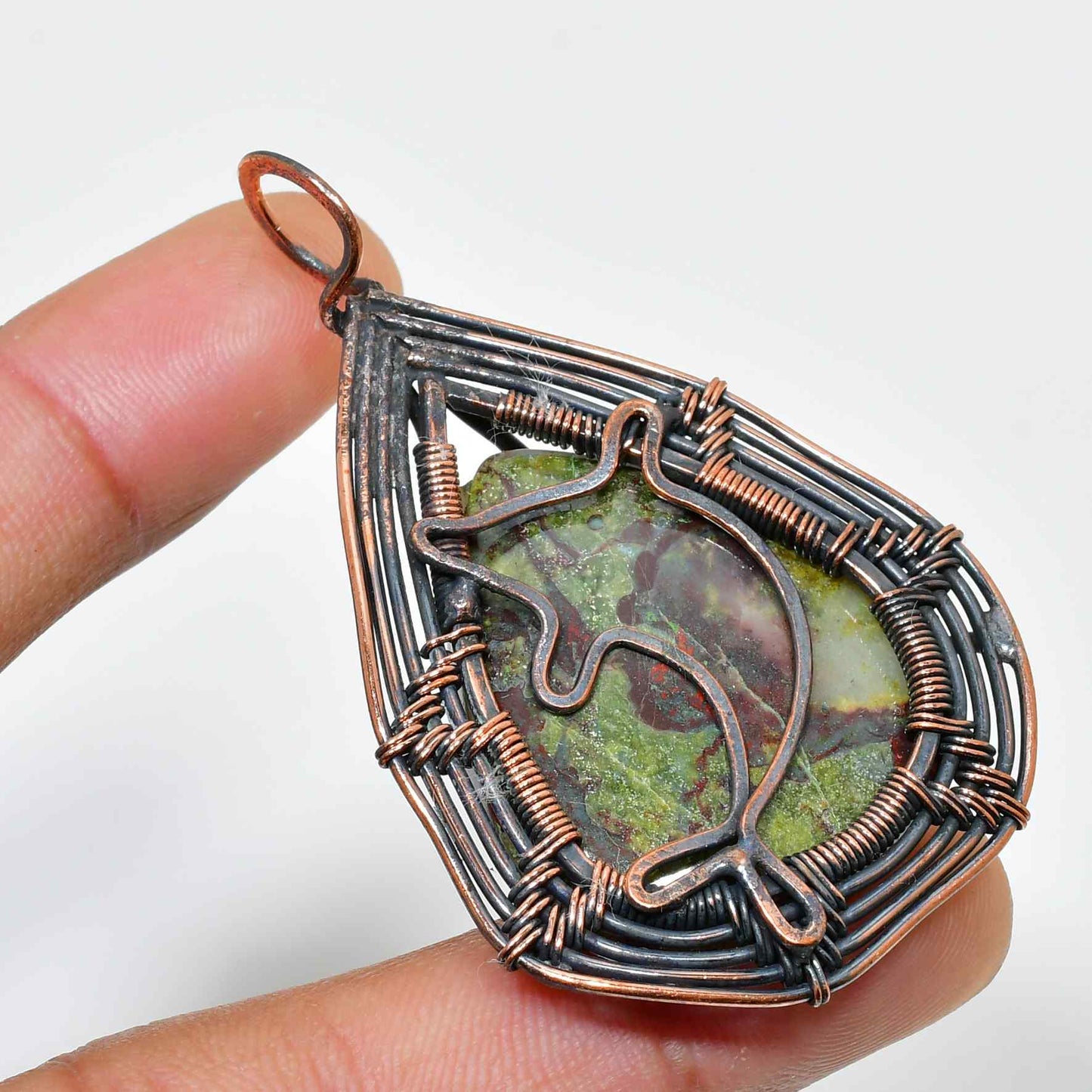 Nature’s Embrace – Copper-Wrapped Natural Stone Pendant