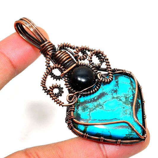 Serenity’s Embrace – Turquoise Copper Pendant