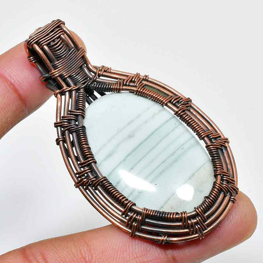 Serenity’s Echo – Green Lace Agate Copper Pendant