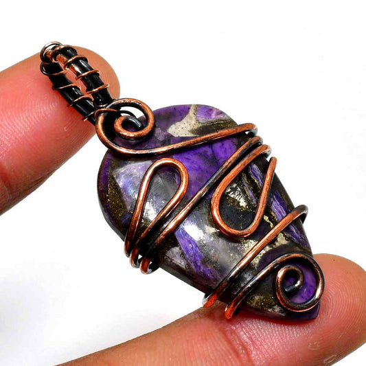 Ezra’s Veil – Handcrafted Amethyst & Copper Pendant