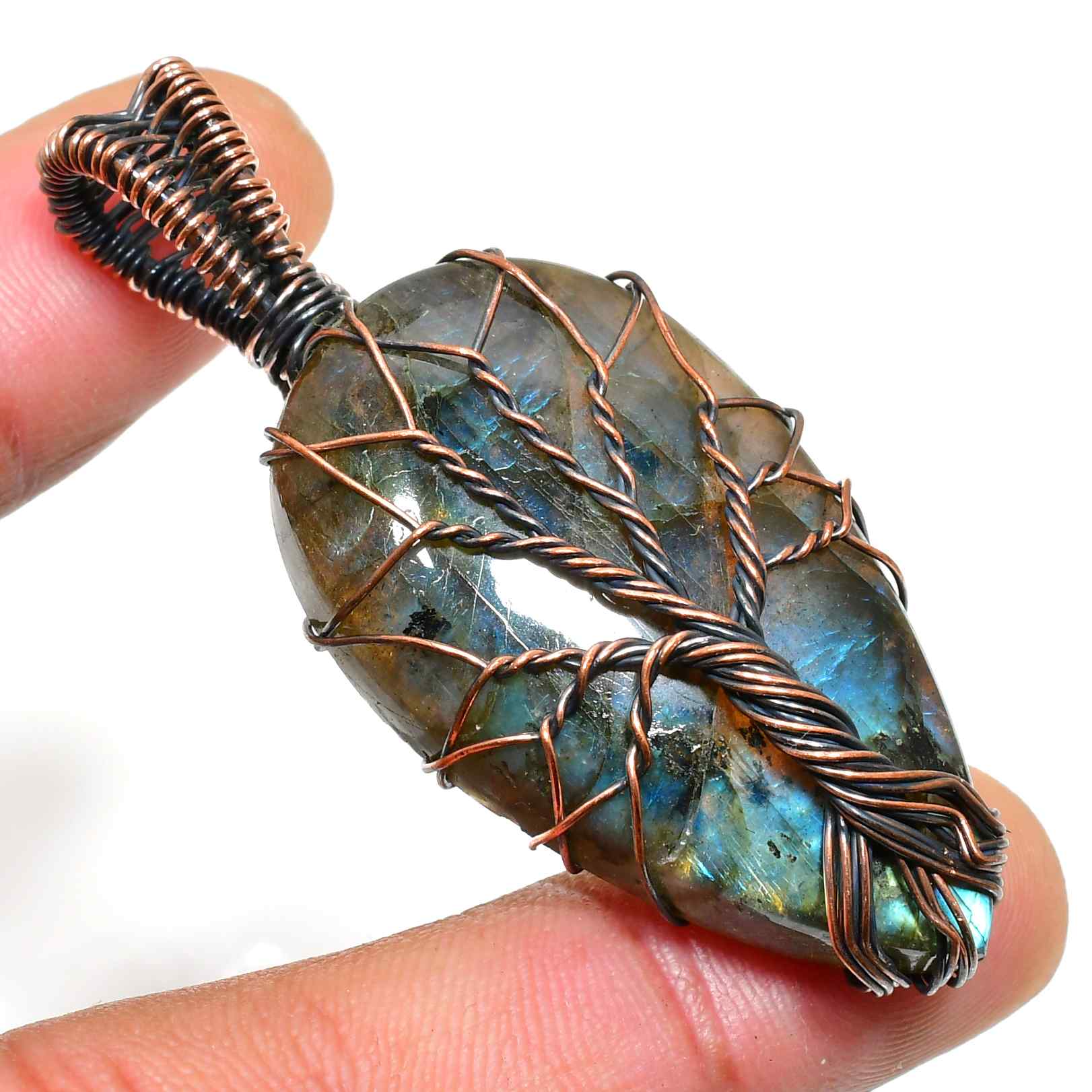 Luna’s Leaf – Labradorite Copper Pendant