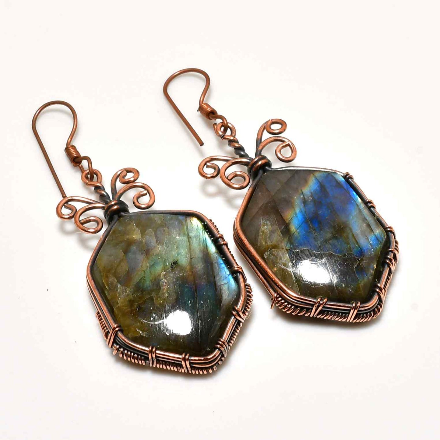 Lunar Gleam – Copper-Wrapped Labradorite Earrings