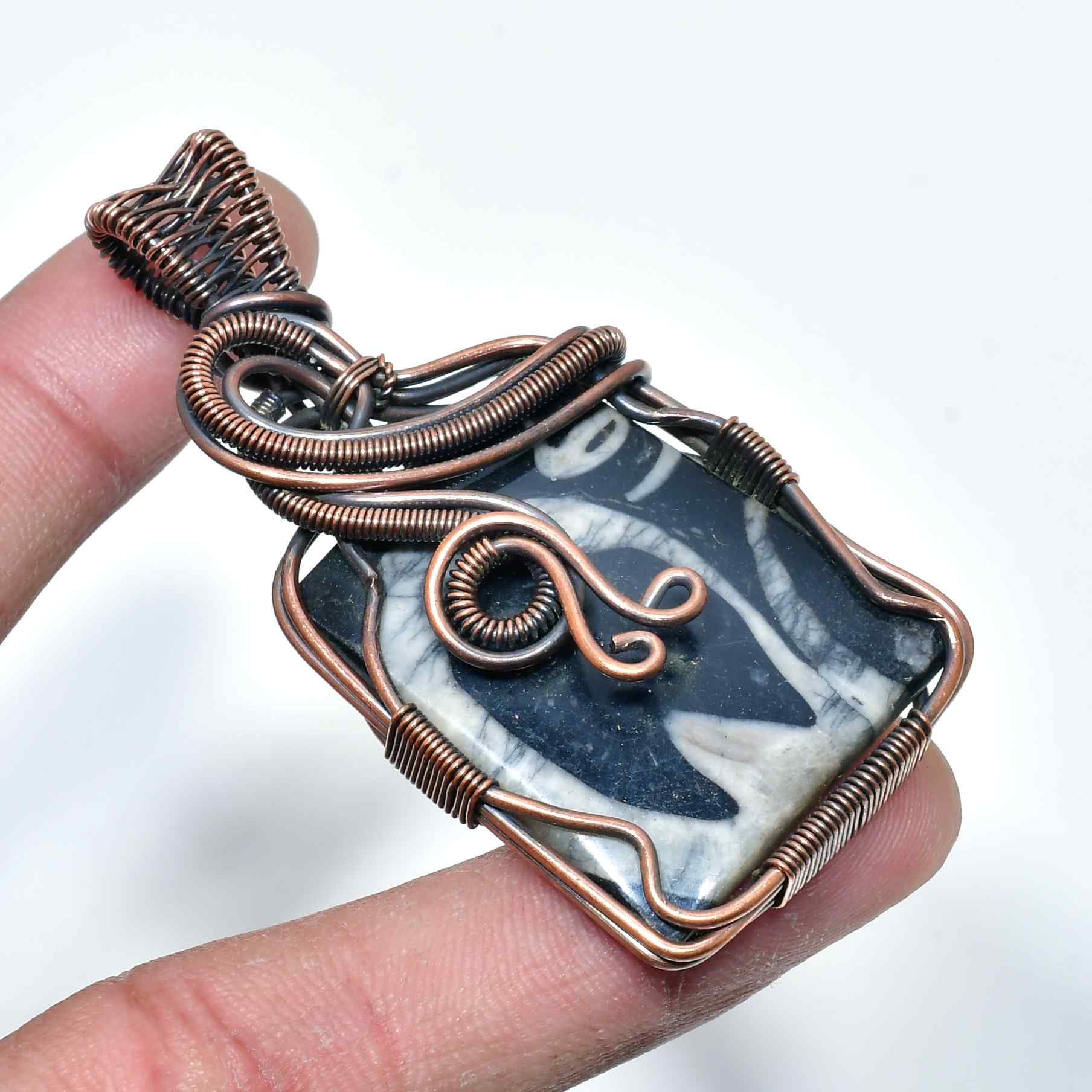 Dual Harmony – Black & White Stone Copper Pendant