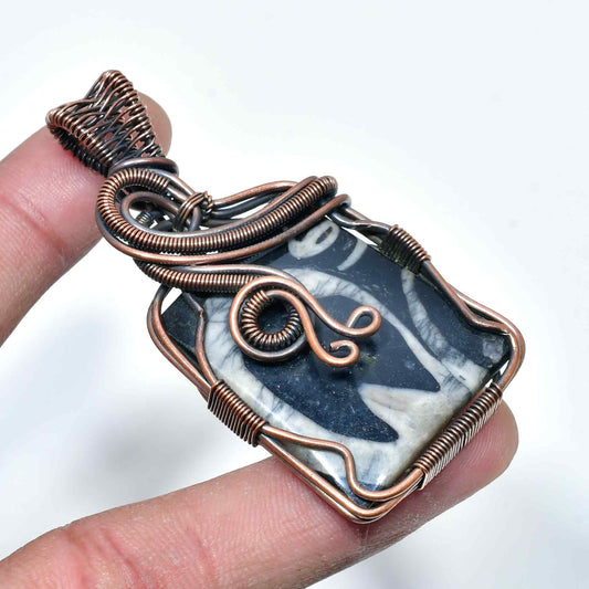 Dual Harmony – Black & White Stone Copper Pendant