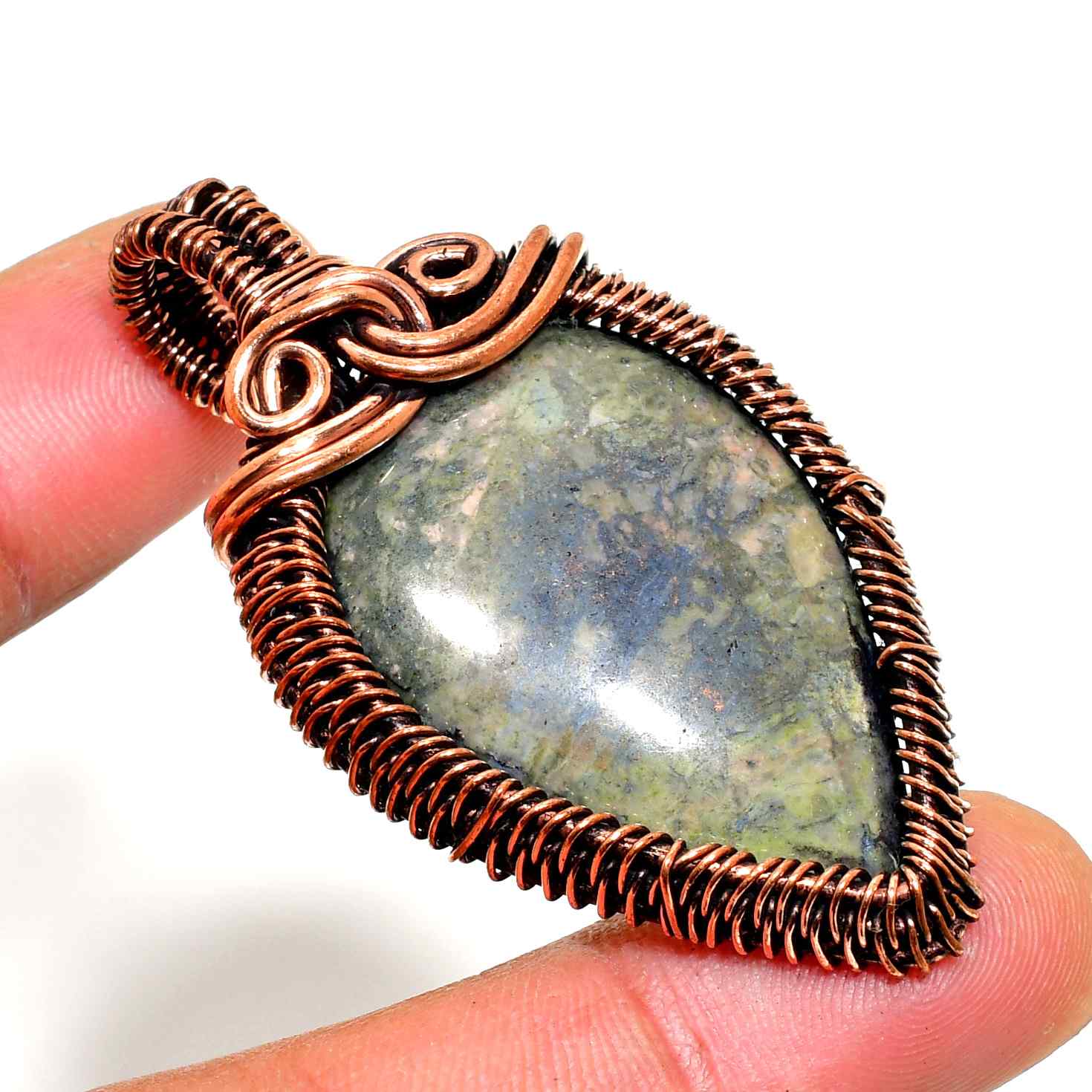 Ezra’s Veil – Copper-Wrapped Crystal Pendant