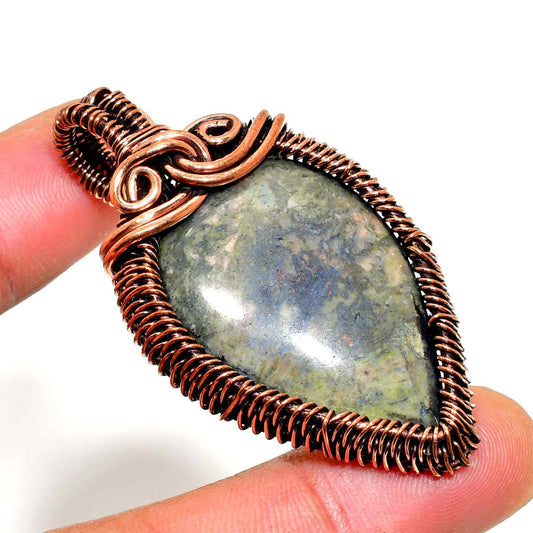 Ezra’s Veil – Copper-Wrapped Crystal Pendant