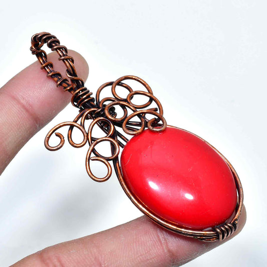 Crimson Whispers – Coral & Copper Pendant