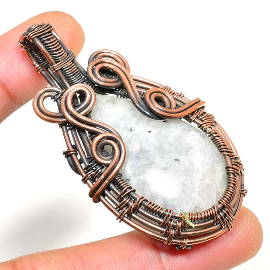 Luna’s Embrace – Oxidized Copper Moonstone Pendant