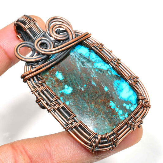 Terra’s Embrace – Turquoise Copper Pendant