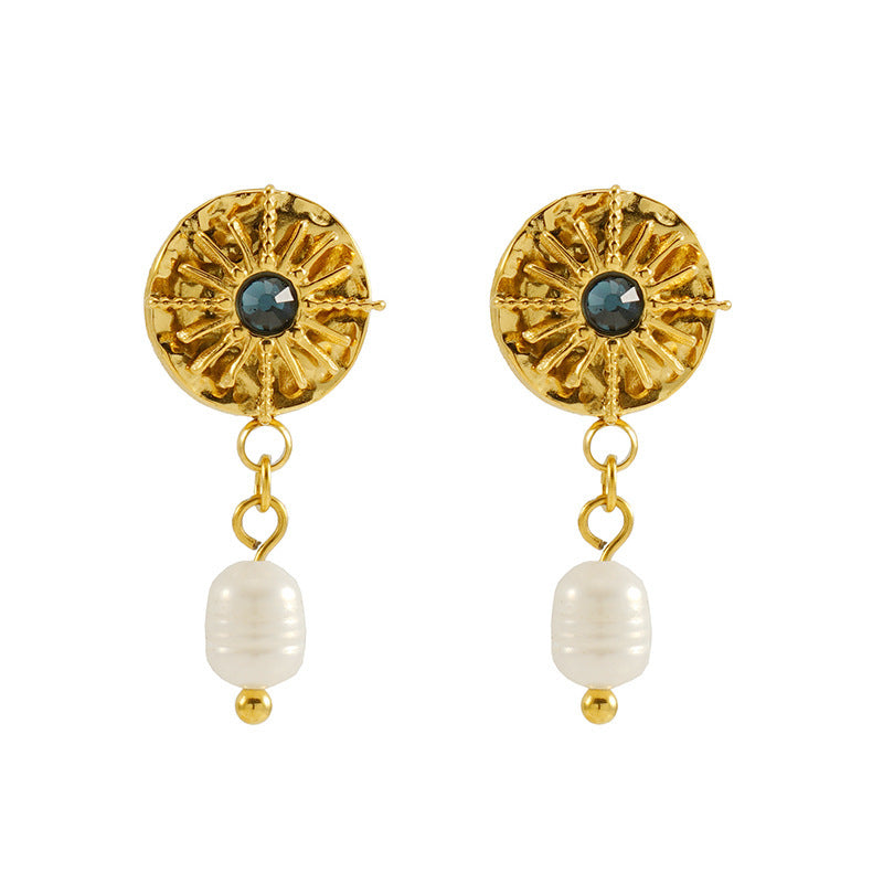 Pearl Essence Retro Earrings