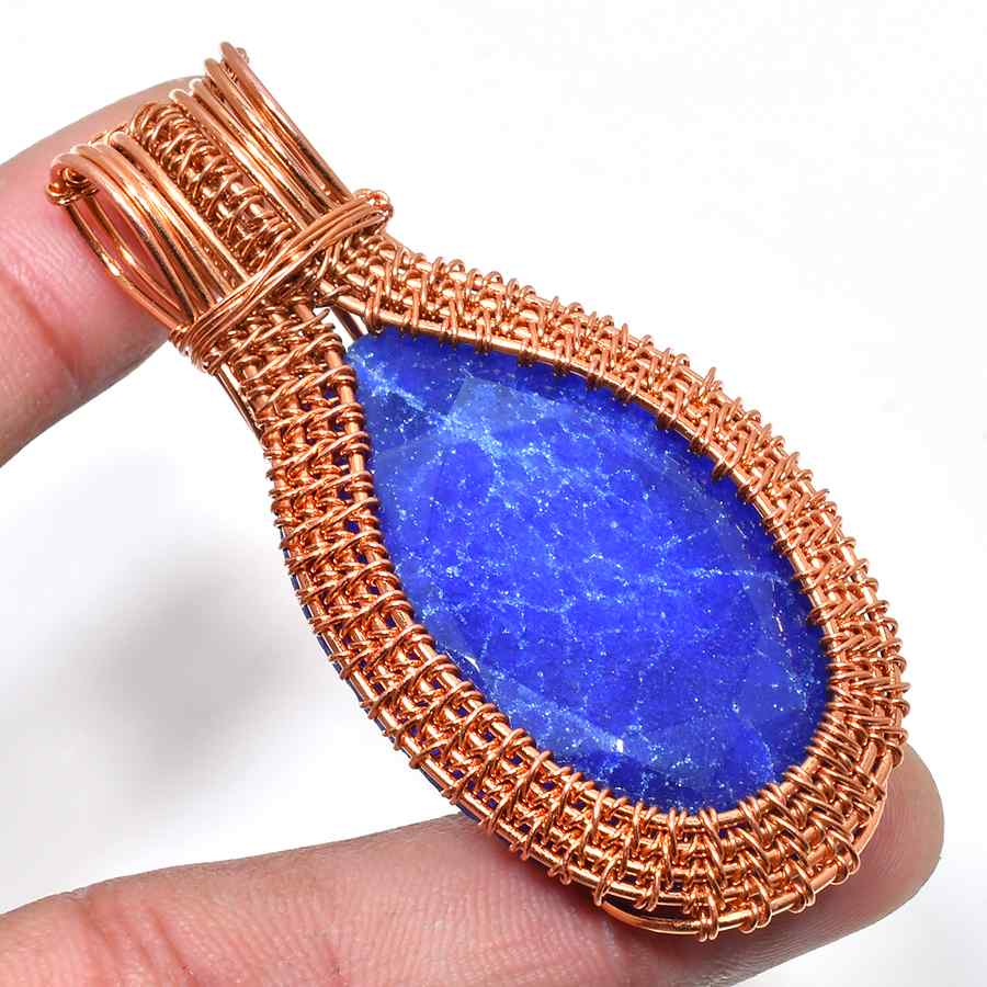 Serenity’s Gaze – Lapis Lazuli Copper Pendant
