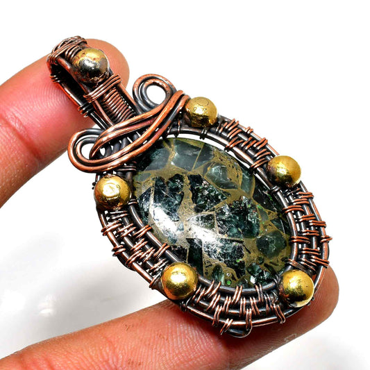 Forest’s Embrace – Green Gemstone Copper Pendant