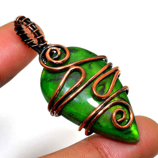Earth’s Embrace – Green Jasper & Copper Pendant