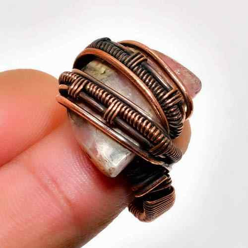 Gaia’s Embrace – Quartz Copper Ring